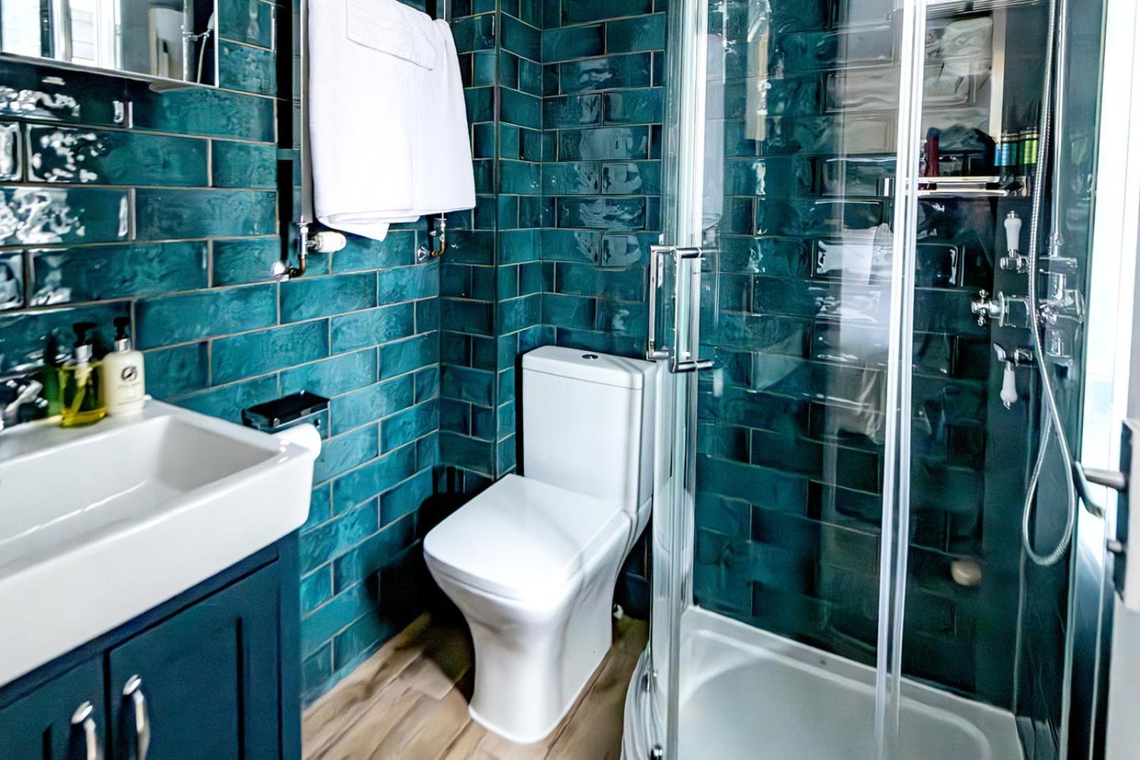 82a Dalston Lane Terrace *